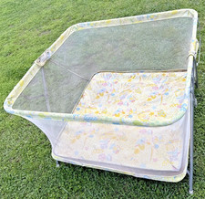 Vintage 1986 Trimble Pride Baby Playpen PT-48 Folding Mesh Floral USA