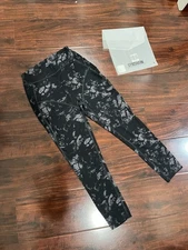 Gymshark KK Fit Leggings Small Black Camo