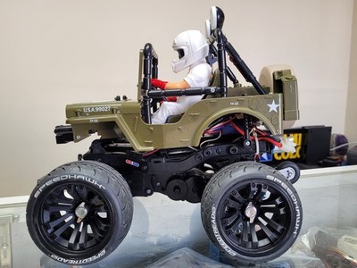 Full Custom Tamiya 1/10 R/C Wild Willy 2 Jeep + ESC Servo Spektrum