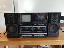 Soundesign 80's Boombox TV Radio Cassette Stereo, Presents Well!