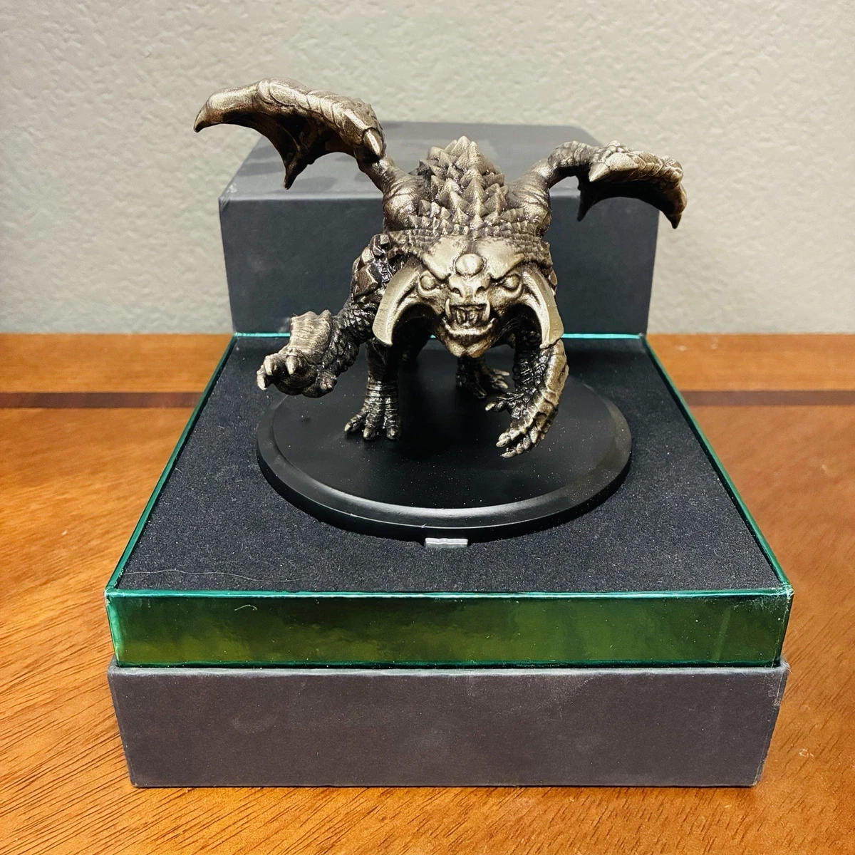 Preços baixos em Dota Estátua Artigos de Merchandising de