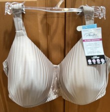 Playtex Secrets Perfectly Smooth 44C Wire-Free 4707 Taupe Striped Bra NWT