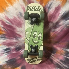 REBEL URBAN ACTIVE LIVE MINI SKATEBOARD 17” SPICY & DELICIOUS PICKLES PRE-OWNED
