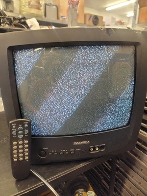 Daewoo 13'' DTQ-13V5FC. Color TV Retro Gaming Television.