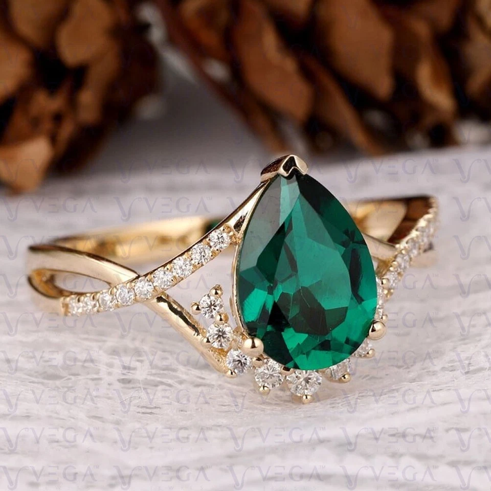 3.90Ct Pear Cut Natural Emerald & Diamond Engagement Ring 18K Yellow Gold Plated - Image 2 of 4