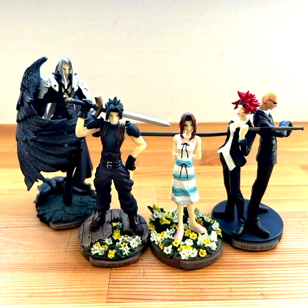 Final Fantasy 7 POTION with TRADING ARTS Mini figure 4 set Final Fantasy 7 POTION with TRADING ARTS Mini figure 4 set