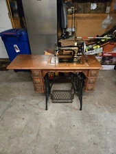 *Antique 1894 Singer Sewing Machine* Great Working Condition Rare