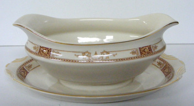 Calhoun Old Ivory Syracuse China O P Co Made in America Gravy Boat Underplate