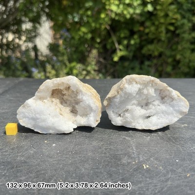Riesige gerissene Quarz Kristall Geode - RSR652 - spiritueller spiritueller Stein