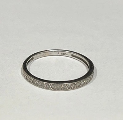 Solid 14k white gold diamonds ring Size -9.75  2.23 grams  