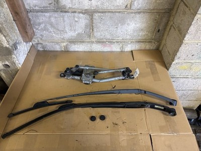 Kia Proceed 2014 Complete Wiper Motor With Arms Complete Kit