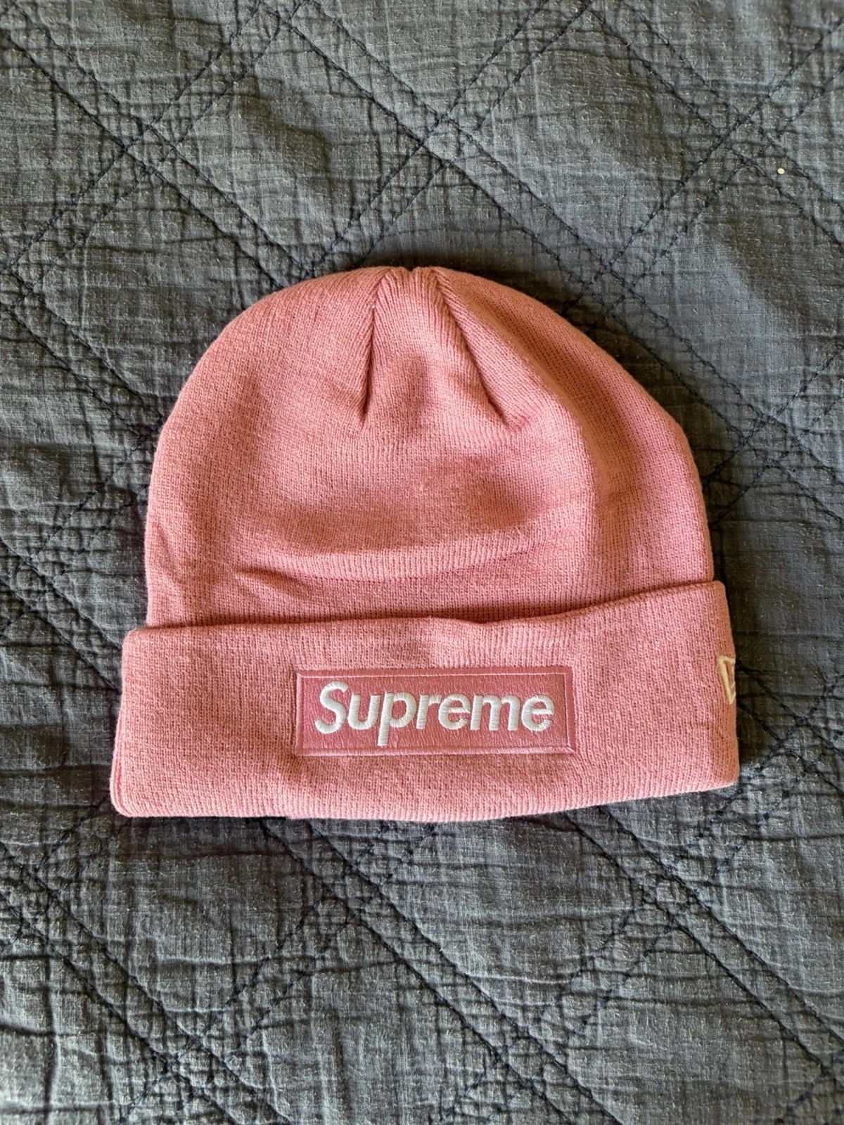 NEW IN HAND Supreme New Era Box Logo Beanie Pink