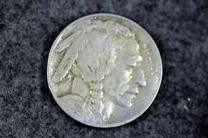 ESTATE FIND 1928 S   Buffalo Nickel  #D27347