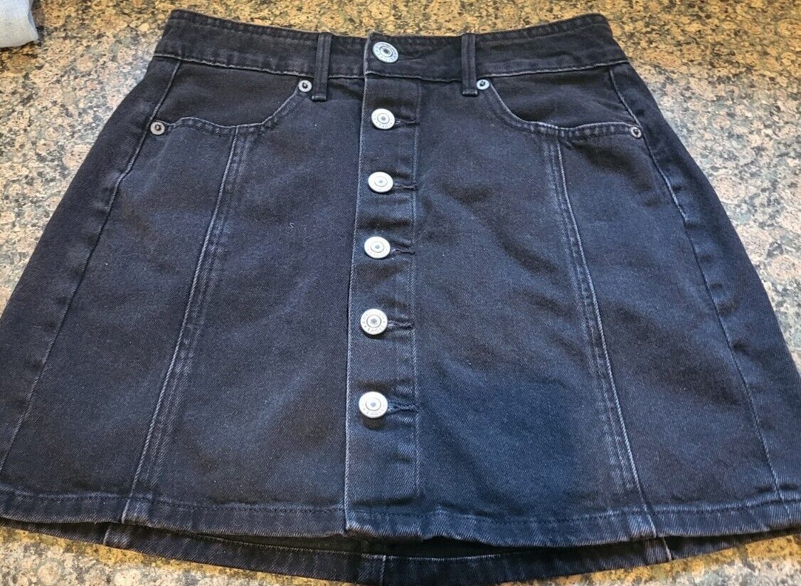 3 American Eagle Skirts Size 0. Pre-owned NICE!!! - image 9