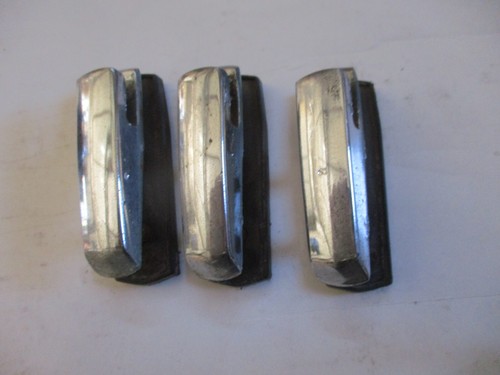 Fiat 850 Spider SportChrom Verdeckhaken Haken Verdeck Verdeckkastendeckel 3 Stck - Picture 3 of 15