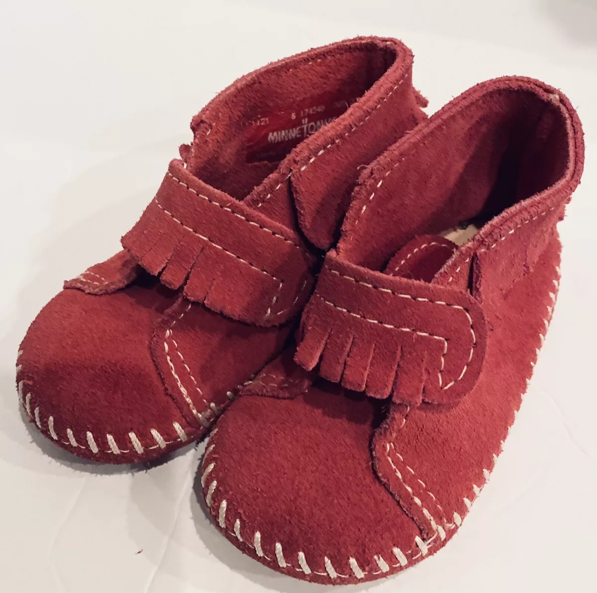 Minnetonka soft store sole moccasins