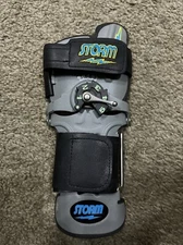 Storm Multi Function Wrist Brace Bowling Rare 