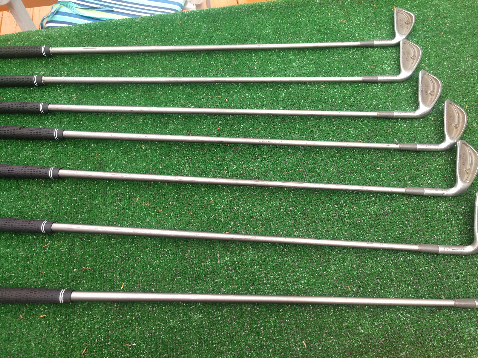 Kunnan Prestige Mens 70 grams Graphite shafts RH 4pw golf clubs NEW