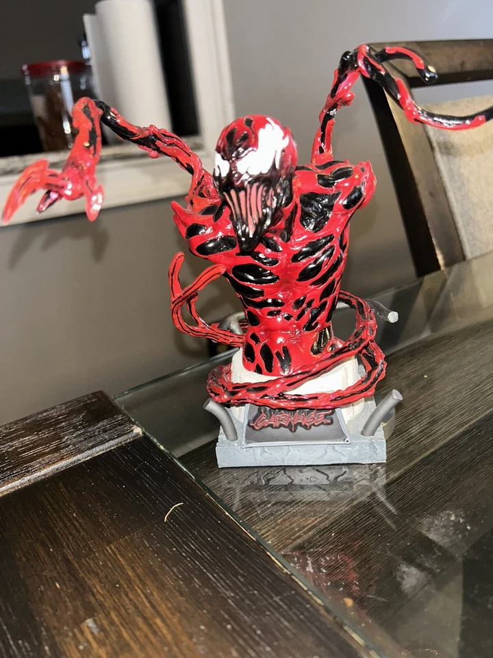 BUSTO ART ASYLUM ROGUE'S GALLERY MARVEL CARNAGE 6" - Imagem 2 de 4