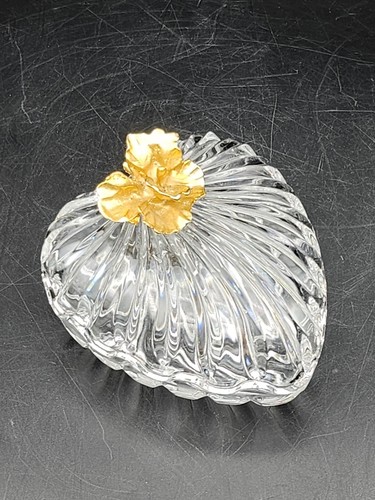 VINTAGE RCR ROYAL CRYSTAL ROCK HEART SHAPED JEWELRY TRINKET BOX With Gold Flower - 第 1/9 張圖片