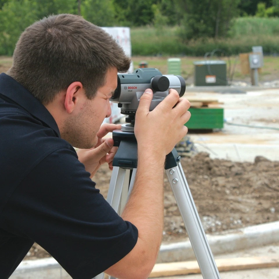 Bosch GOL26-RT 26x Automatic Optical Level Kit Certified Refurbished - Image 3 of 4