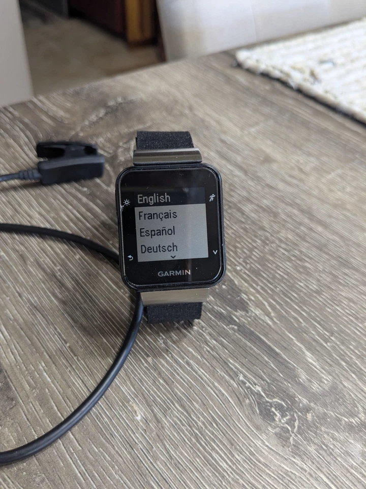 Garmin Forerunner 35. GPS Smartwatch. Inklusive Ladekabel. - Bild 4 von 4