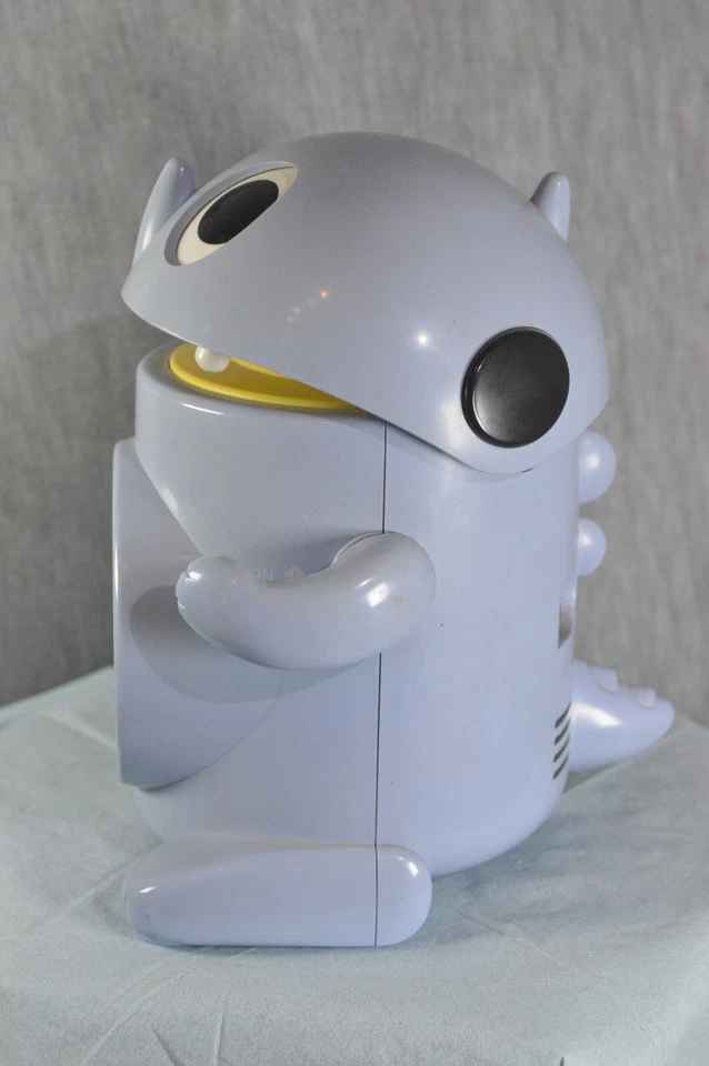 SKURILLE TISCHUHR / WECKER VON CASIO - KLEINES MONSTER - Bild 2 von 4