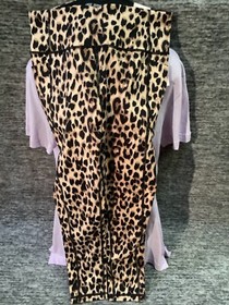 Victoria's Secret Pink Leopard Campus Tee Shirt + Ankle Leggings Set M 12 NWT