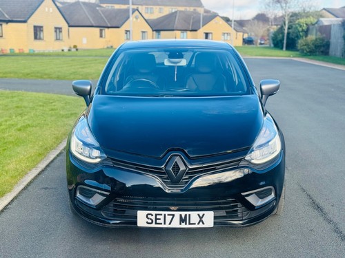 2017 Renault Clio Dynamique S Nav + GT Line Pack- 1.5 DCI Diesel 90 BHP Black - Picture 8 of 20