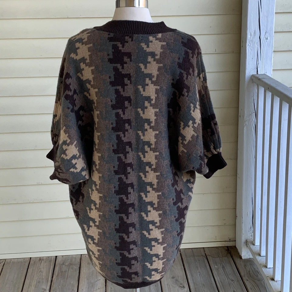 Vestido Suéter Moda International Mezcla Lana S Pata de Gallo Camuflaje Victorias Secret Foto 3 de 4