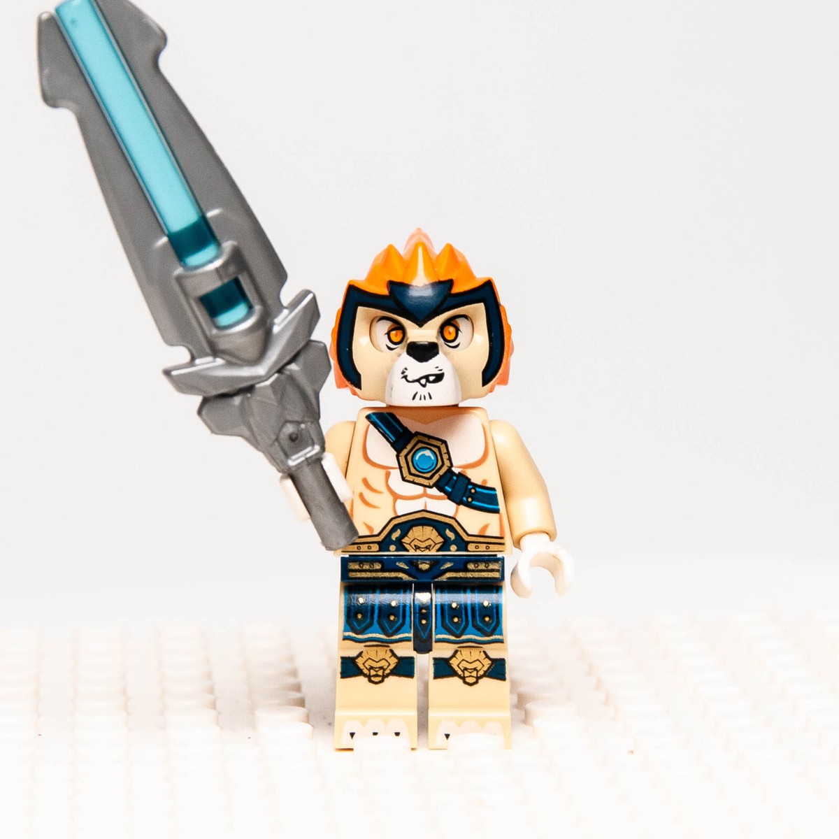LEGO Chima Minifigure - Leonidas Lion w/ Sword (loc017) 70014 | eBay