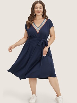NWT BloomChic Womens Navy Blue Solid Rainbow Neckline Pocket Dress 18-20/2X | eBay NWT BloomChic Womens Navy Blue Solid Rainbow Neckline Pocket Dress 18-20/2X | eBay