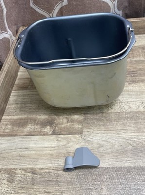 Sunbeam OSTER  5821 Bread Machine Maker Pan & Paddle Replacement Parts