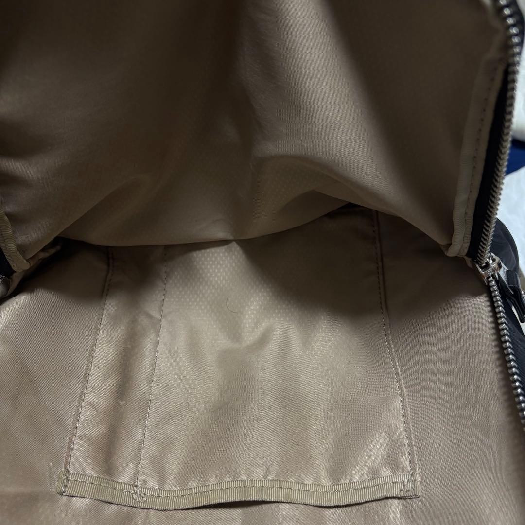 Good condition Tumi backpack, two compartments, f… - image 8