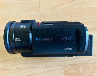 Panasonic HC VX11 4K UHD Camcorder 32x Zoom WLAN 3" Display Schwarz