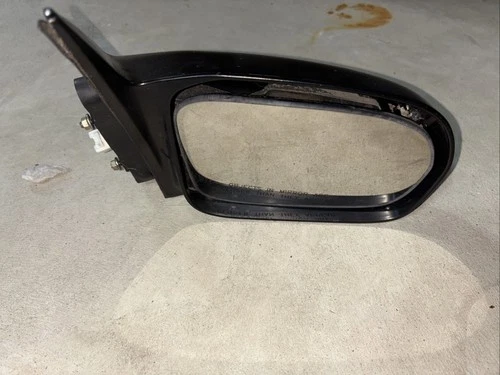 2001-2005 Honda Civic  Right Passenger Side View Mirror OEM D76844