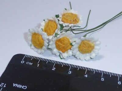 Maßstab 1:12 5 große Gänseblümchen Blumen Papier d2 Puppenhaus Miniaturen Blumen