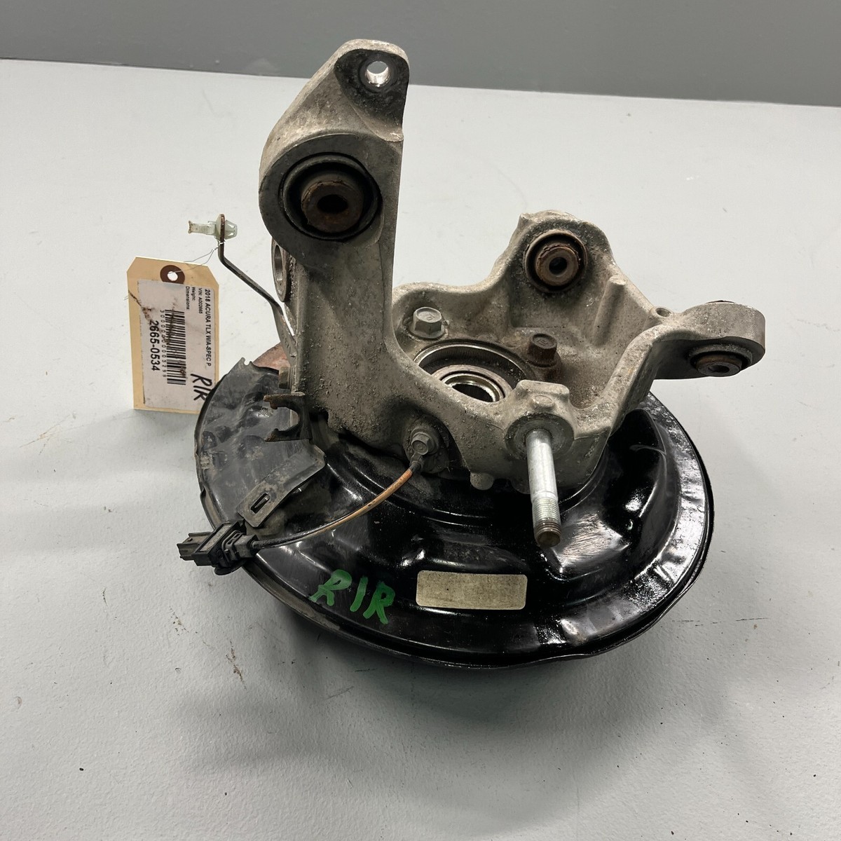 16-19 ACURA TLX A-SPEC 3.5L AWD REAR RIGHT PASSENGER SPINDLE