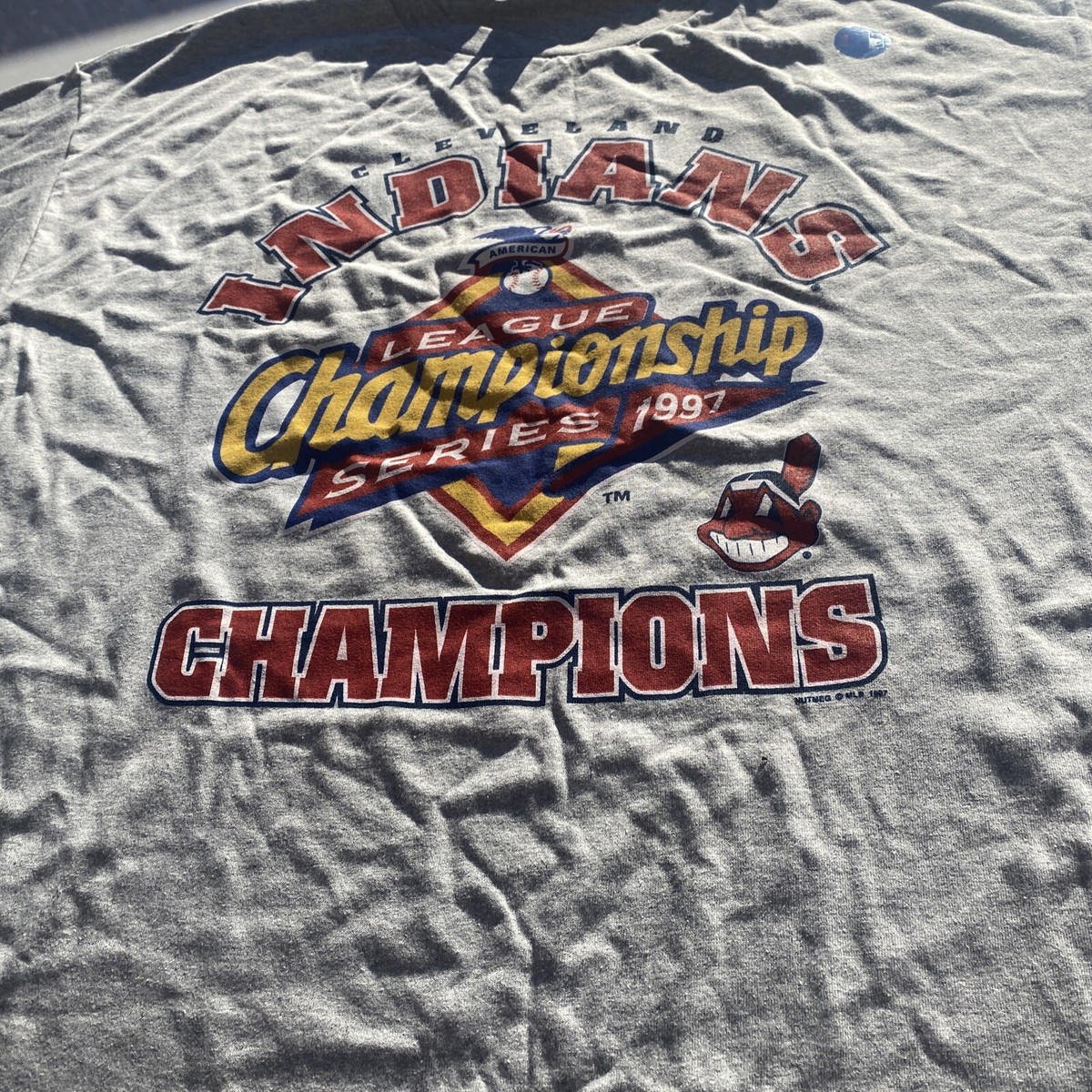 cleaveland カットソー Cleveland Indians MLB Sport Vintage 1997 Champion Tshirt SZ