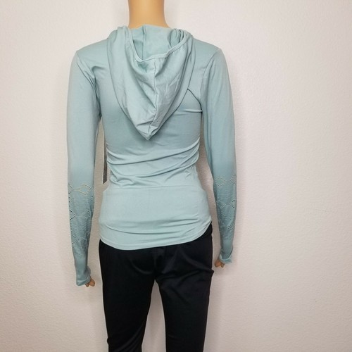 Bella Movement women's pullover hoodie top sz M mint green with thumbhole nwt - Picture 11 of 15