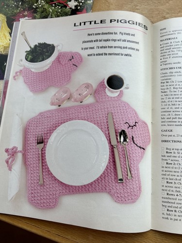 3 Herrschners Crochet Patterns 1990-1992 Ornaments, Gifts, Pets, Sweaters, + - Picture 18 of 22