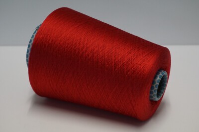 B02 (128 /kg) 500g PURE SILK / 100% REINE SEIDE RUBIN-ROT-KIRSCHE (60/2) Zwirn