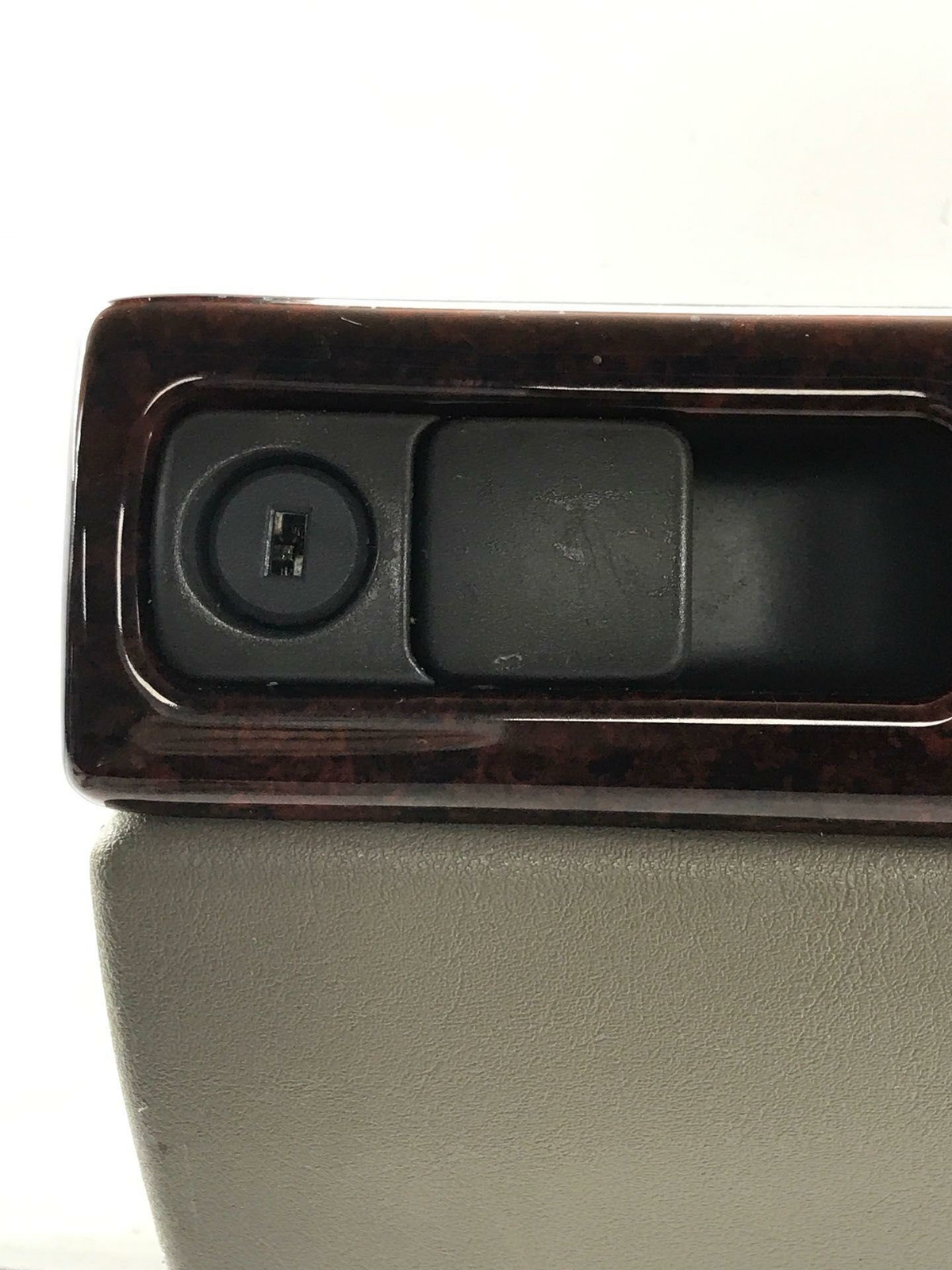 2001 VOLVO 40 SERIES S40 Front Glove Box Dash Storage Compartment Right