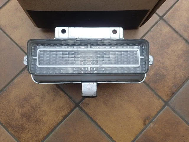 1971 Buick LeSabre, Electra, parking light assembly, NOS! 917215 lamp - Image 2 of 4