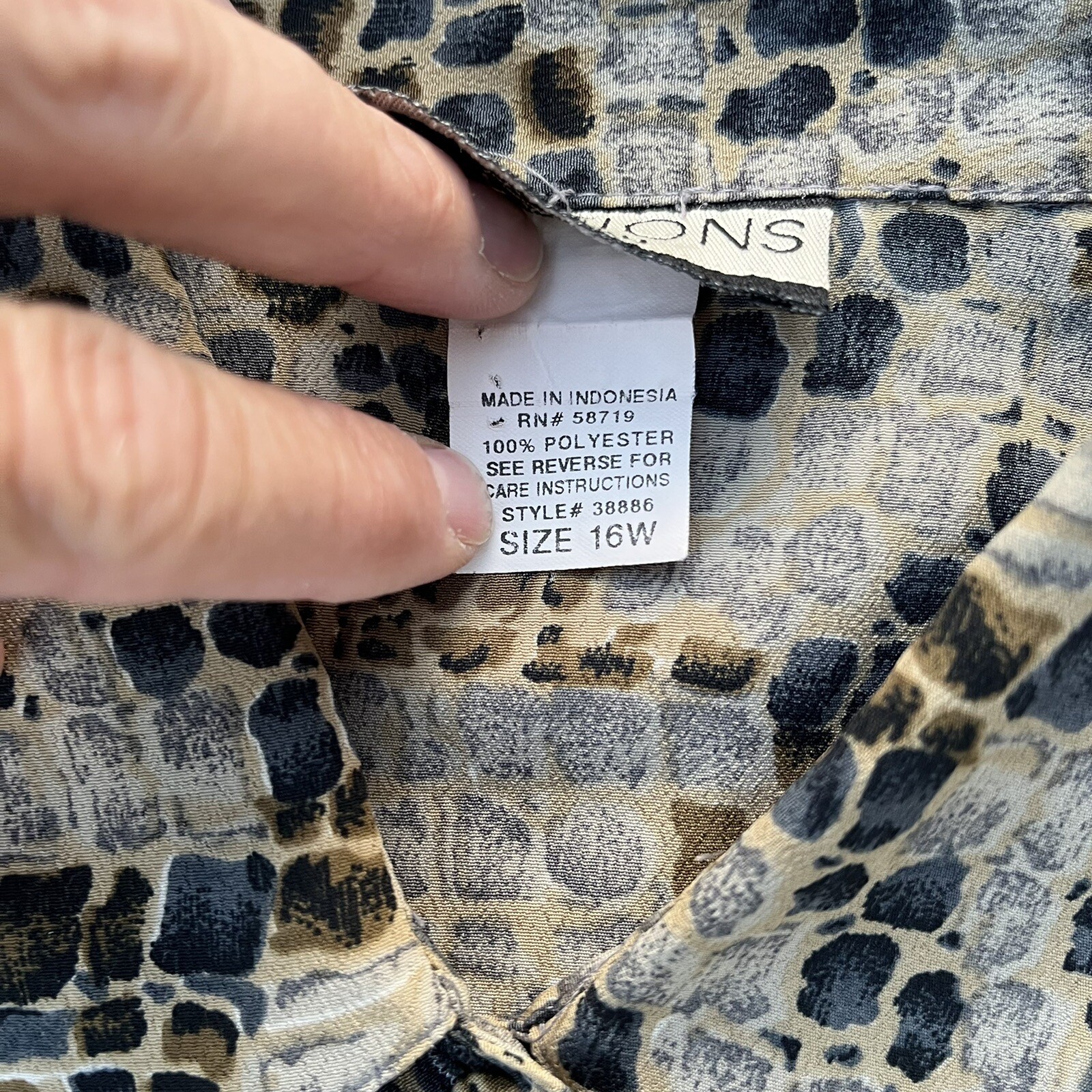 Notations Blouse Button Down Long Sleeve 16w Anim… - image 3