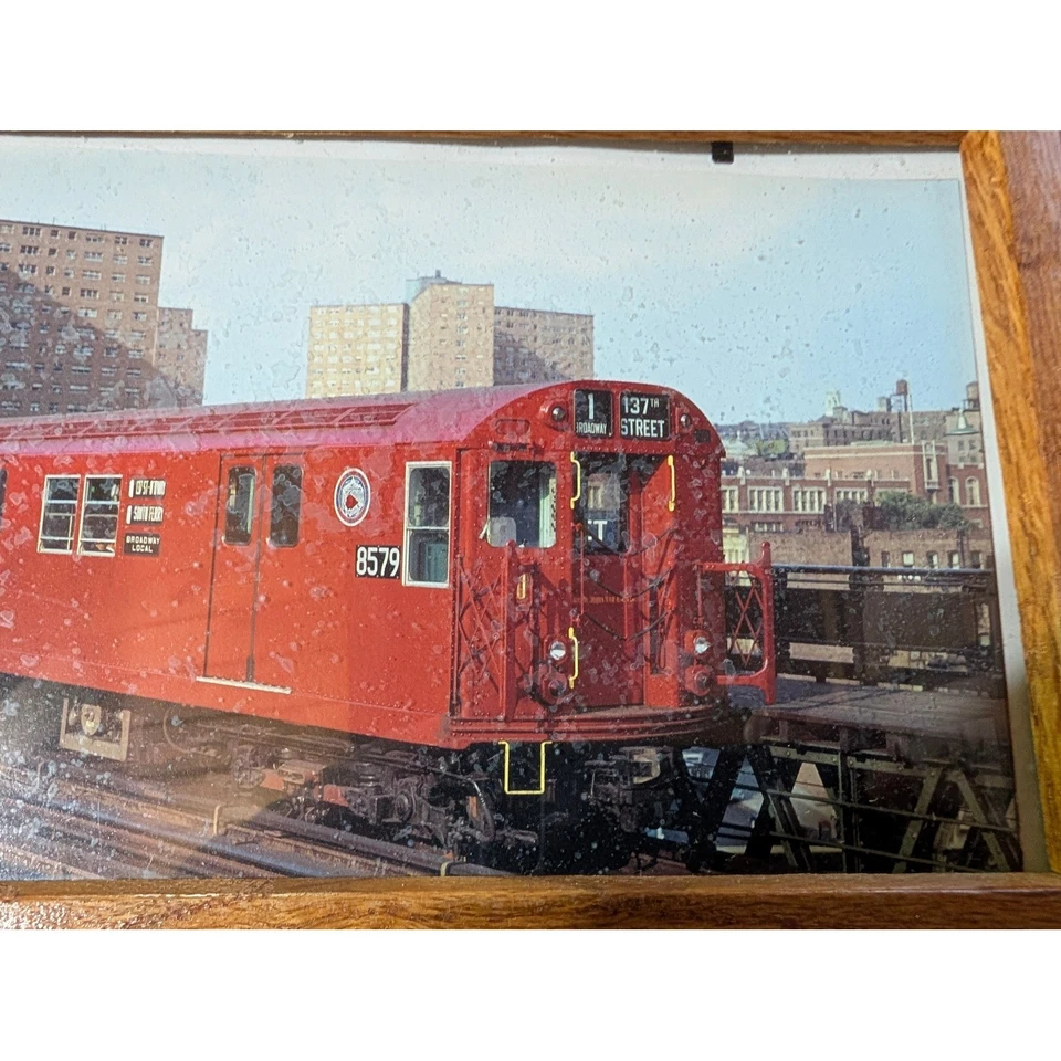 Fotografía del tren subterráneo de Nueva York enmarcada arte del metro de la ciudad de Nueva York calle 137 13"x 8" Foto 3 de 4