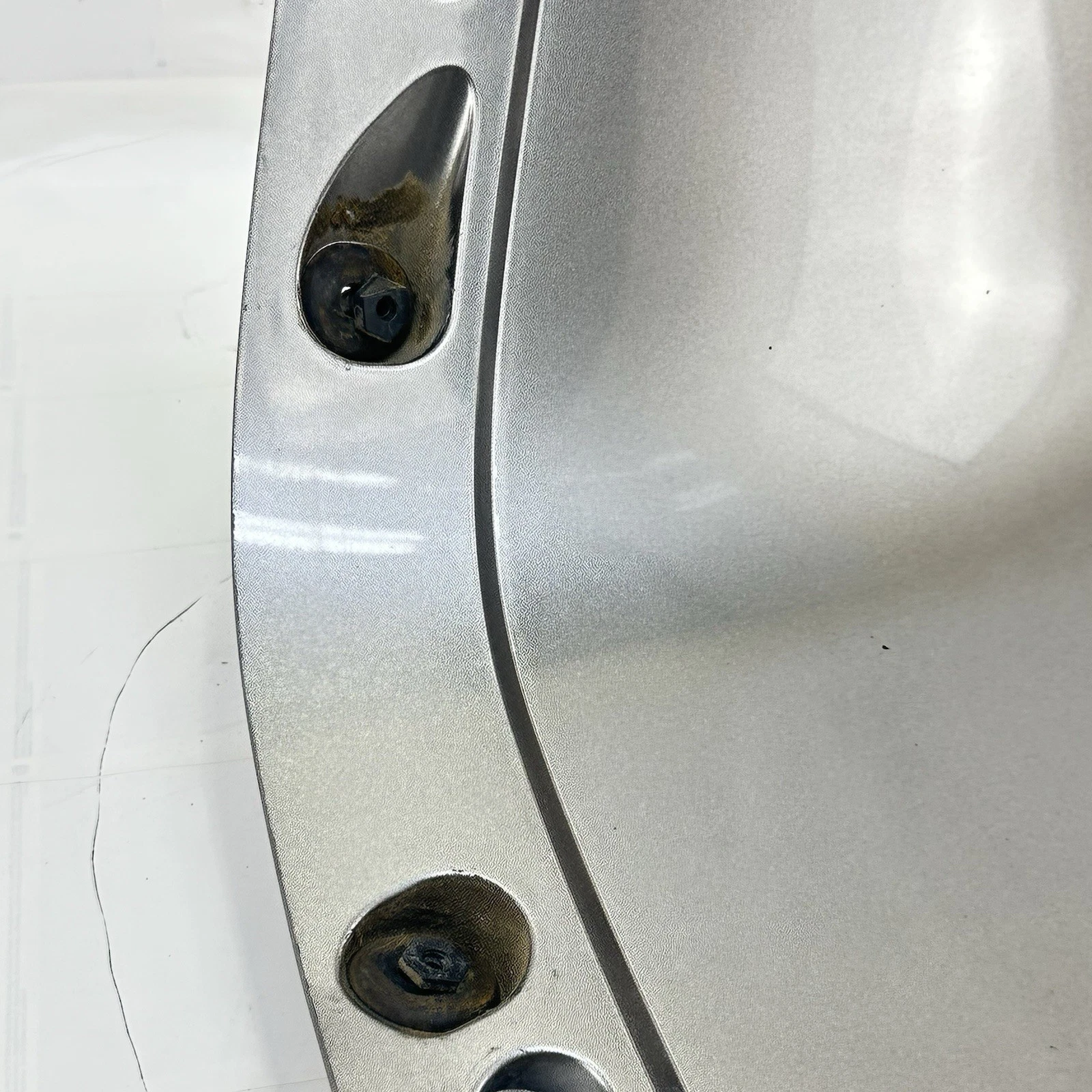 2012 CAN-AM SPYDER RT-S SE5 RIGHT SIDE FAIRING BODY LATERAL PANEL SILVER PLASTIC
