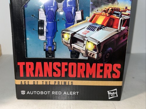 Transformers Age of the Primes series Voyager class Autobot Red Alert IN-HAND - Picture 4 of 11