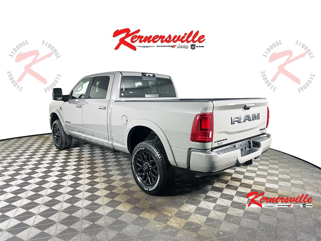 2026 Ram 2500 Limited Night 14in thumbnail 5