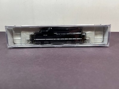 Life Like Trains N Scale GP20 Locomotive Engine 7791 New York NYC 2112 Hobby